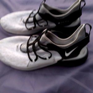 Nike Flex Contact Running Shoe MINT CONDITION